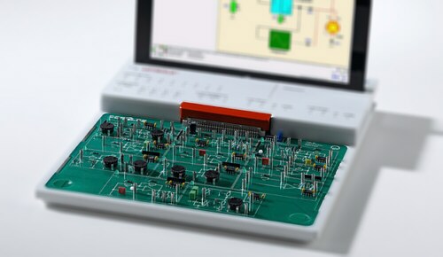 Placa p/prácticas con Amplificadores Operacionales COM3Lab AO