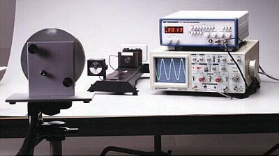 Conjunto de Elementos p/Medir la Velocidad de la Luz AP-8586